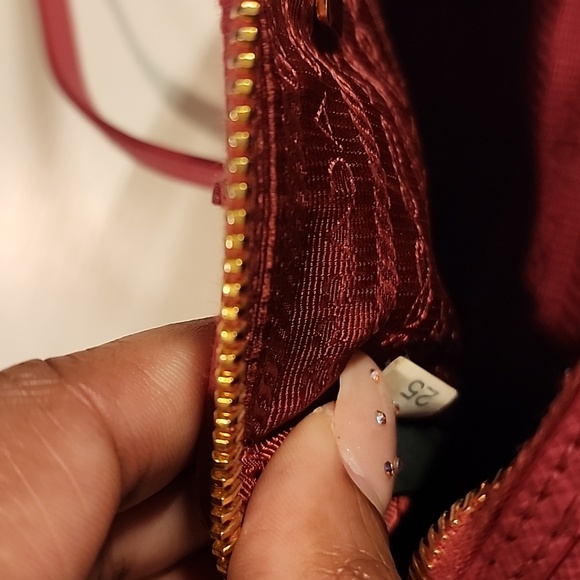 Prada mini crossbody bag MUST GO - Picture 14 of 15